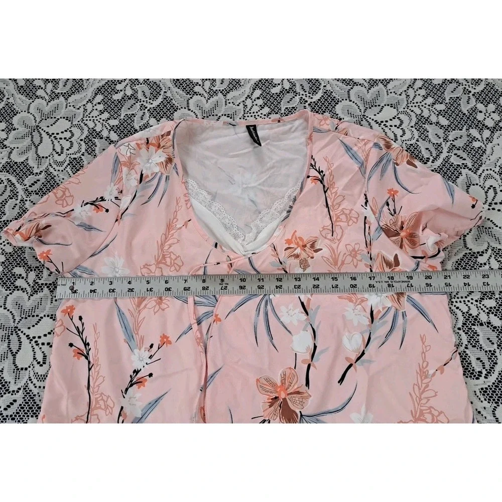 Just Fashion Now Popover Top XL Peach Floral Art‎ Two-Fer Short Sleeve Tie Front